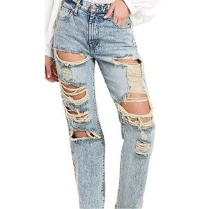 ALICE + OLIVIA Amazing High Rise Disressed Boyfriend Jeans In Wildfire SIZE 25